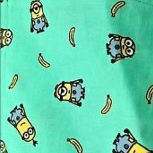 Men’s size XL Minion short sleeve button down